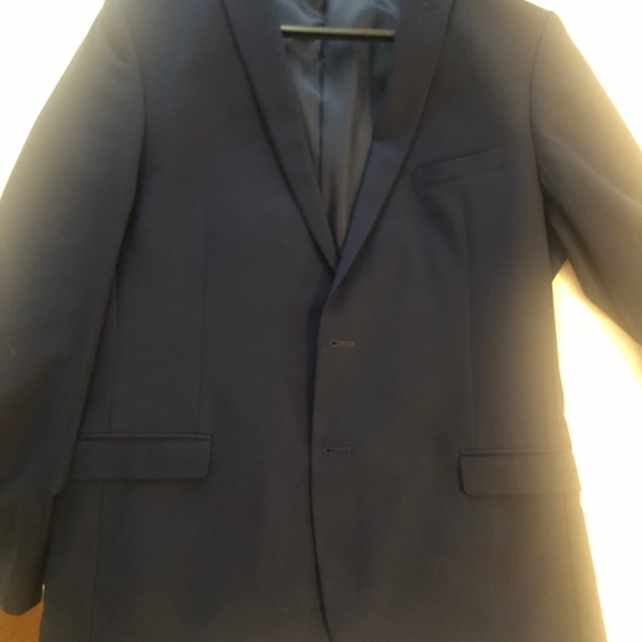 Men’s dark blue suit jacket and pants. - Picture 4 of 10